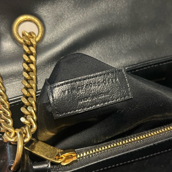 Authentic SAINT LAURENT YSL Loulou medium quilted leather shoulder bag. - Picture 10 of 14